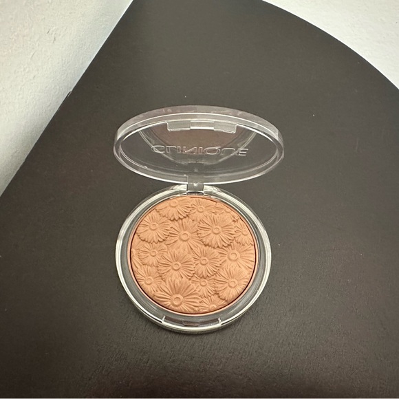 NEW FULL SIZE CLINIQUE POWDER POP FLOWER BRONZER IN SHADE SOLAR POP 9g - Picture 1 of 11